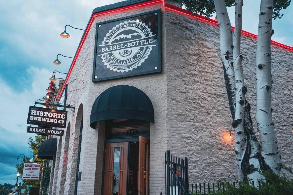 וויליאמס Walk To Gc Train Depot And Route 66, King Beds, Game Room, Bbq, Firepit מראה חיצוני תמונה